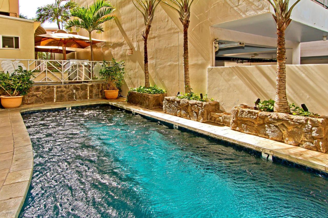 Hotel The Equus Honolulu Exterior foto