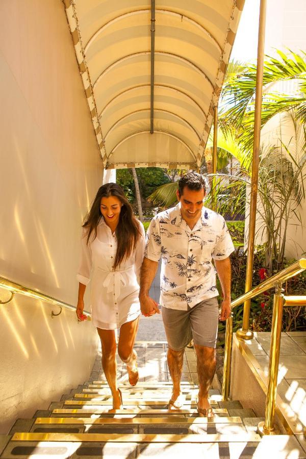 Hotel The Equus Honolulu Exterior foto