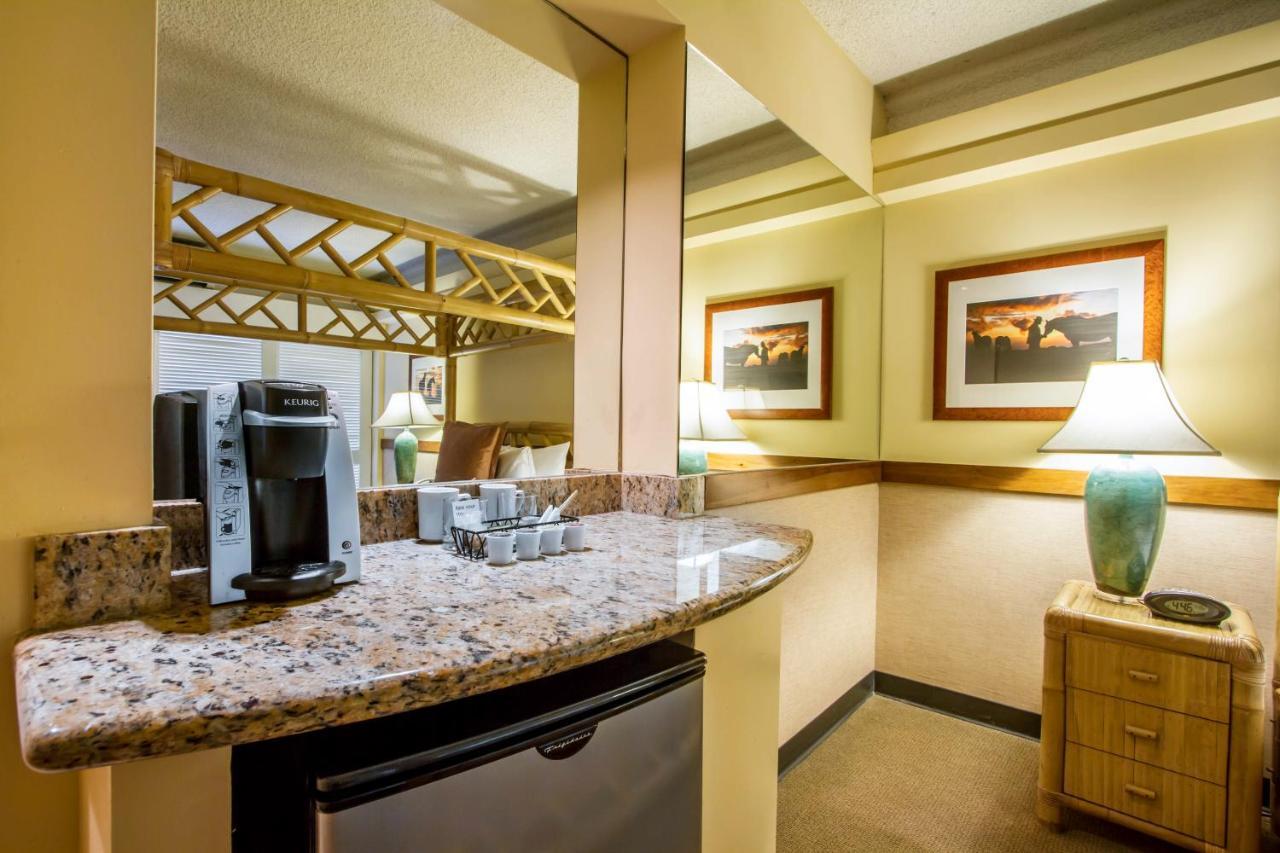 Hotel The Equus Honolulu Exterior foto